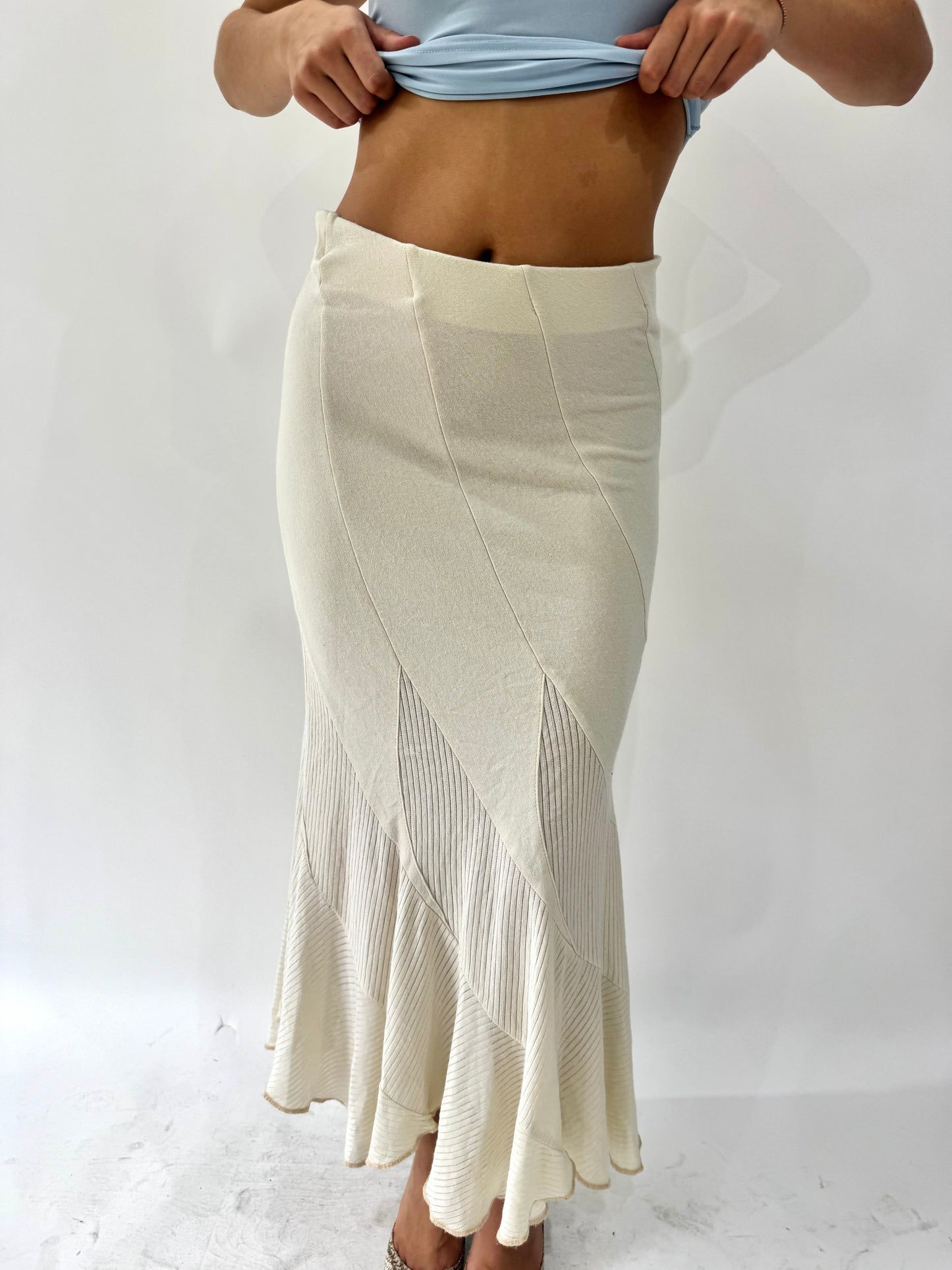 french summer drop | small cream knit midi skirt