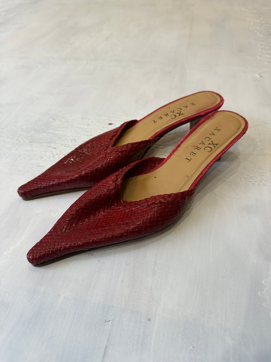 BEST PICKS | UK 5 red kitten heel mules with faux leather croc print