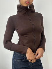 BEST PICKS | small brown knit top with dual zip detail