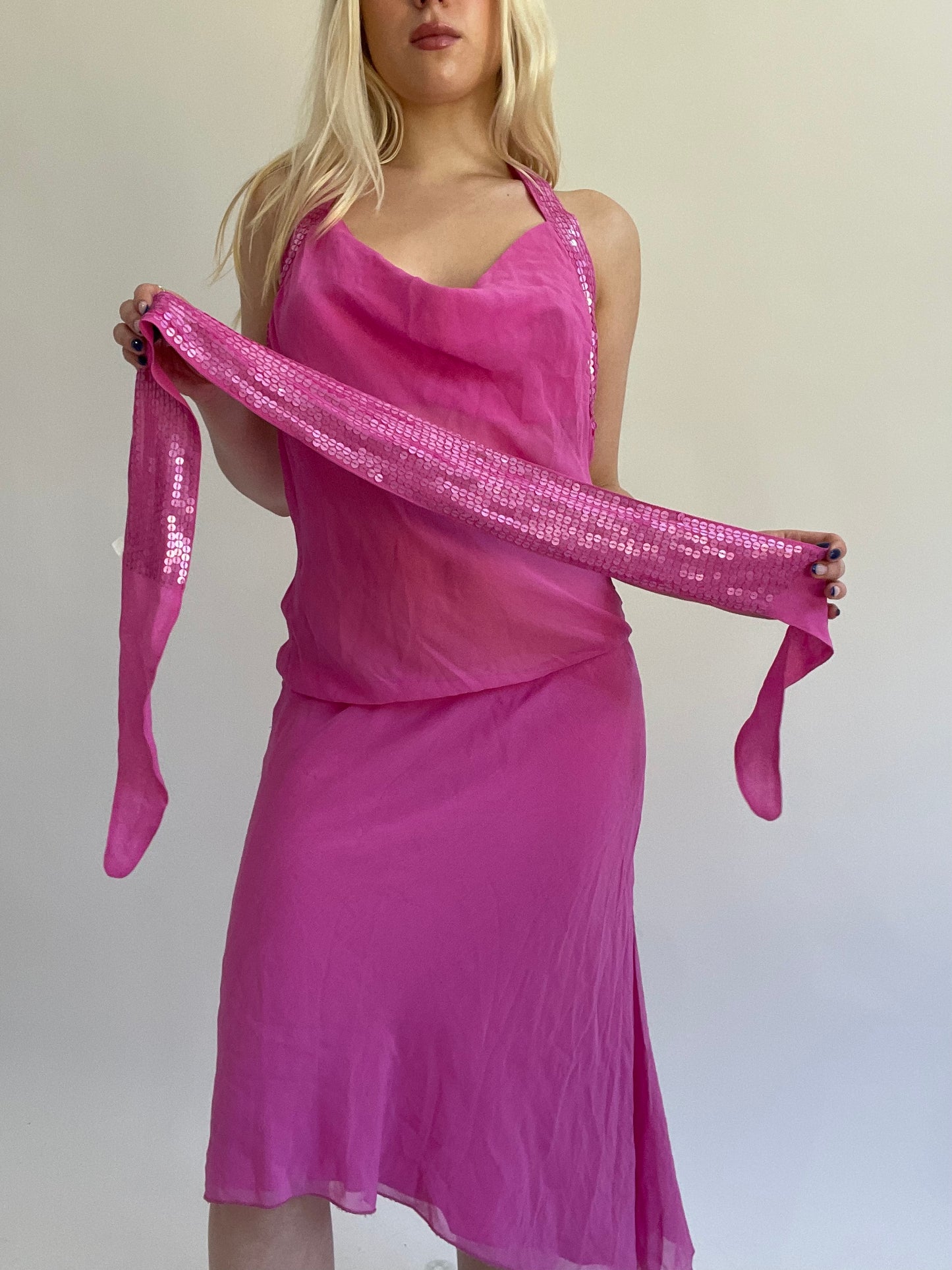 Y2K| medium pink backless midi dress