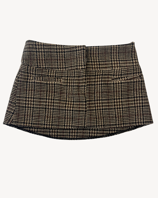 the alma skort in brown tartan