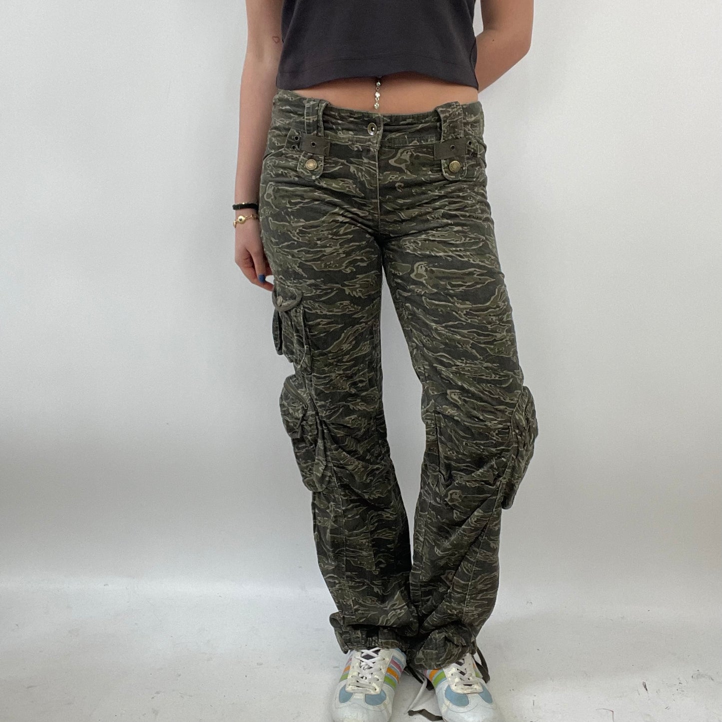 HIPPY CHIC DROP | small green corduroy cargo trousers