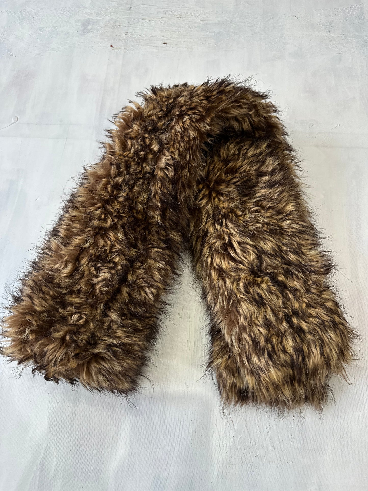 winter edit | brown faux fur scarf