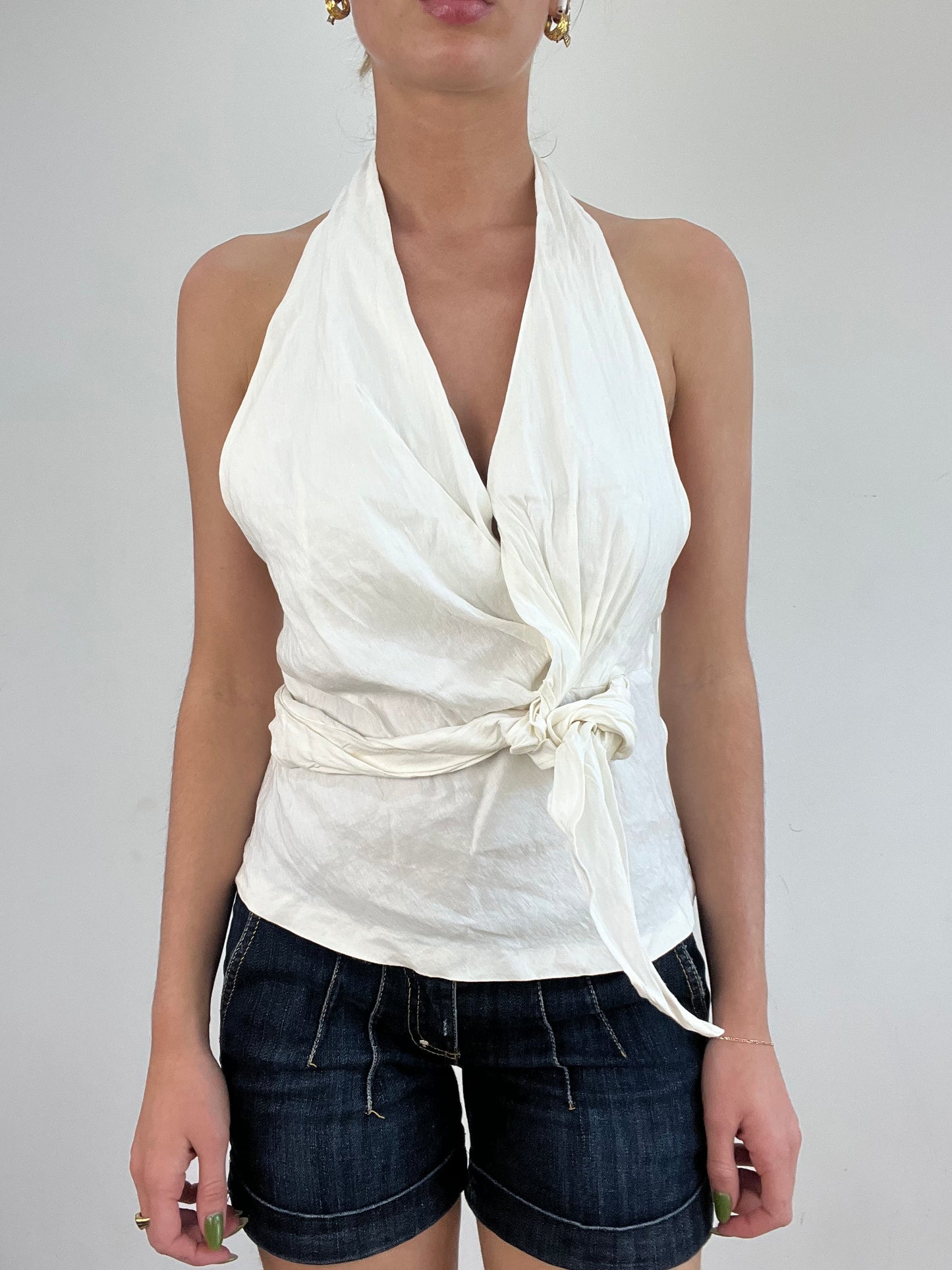 vintage edit nineteen | medium white halterneck top