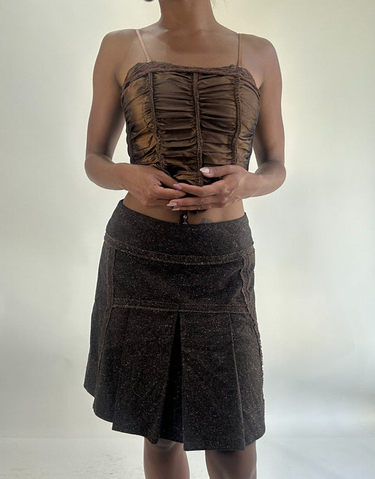 AUTUMN FAVOURITES | small brown pleated midi skirt