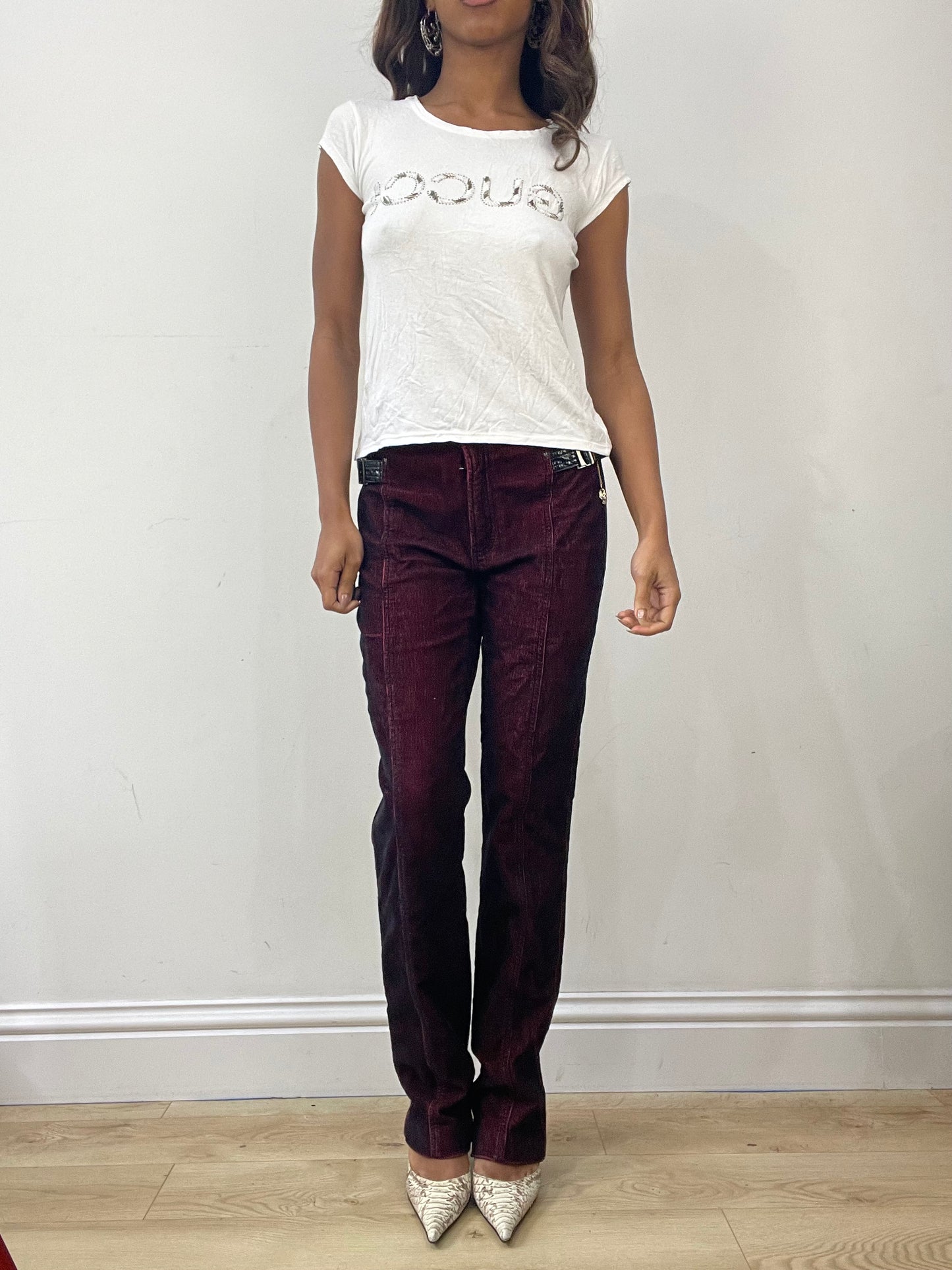 vintage edit: fashion week | small white graphic t-shirt