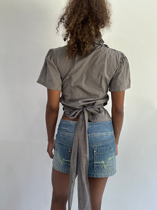 wag drop | small/medium grey wrap short sleeve top