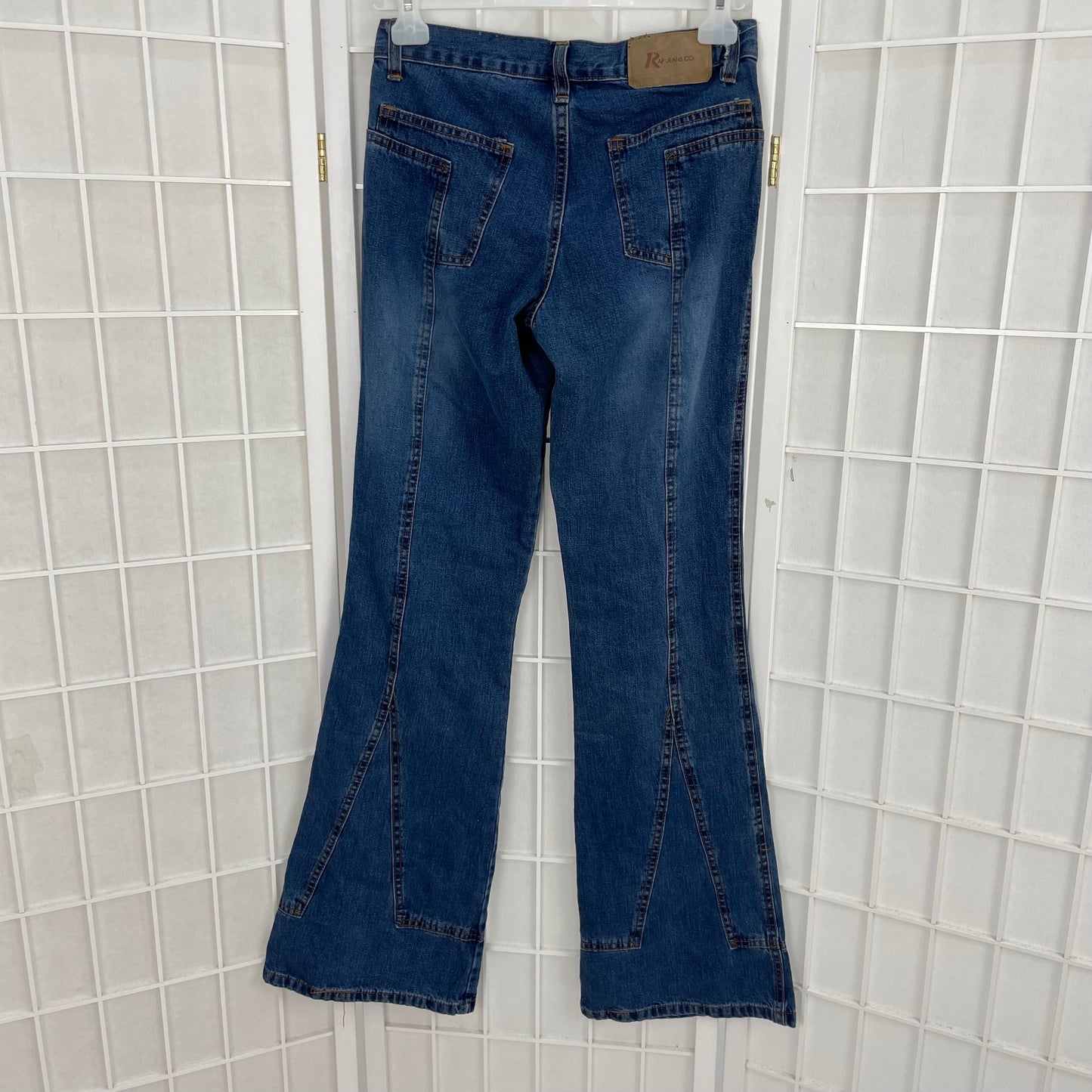 INSTA BADDIE DROP | XS blue flared jeans