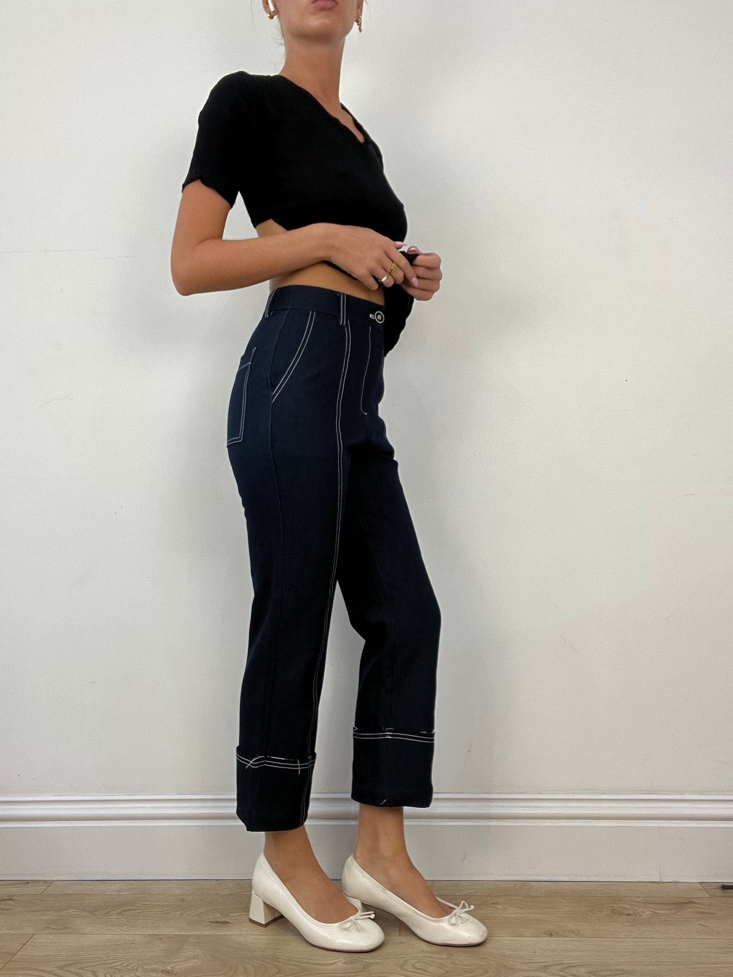 💻 LIBRARIAN CORE | small dark wash cropped jeans