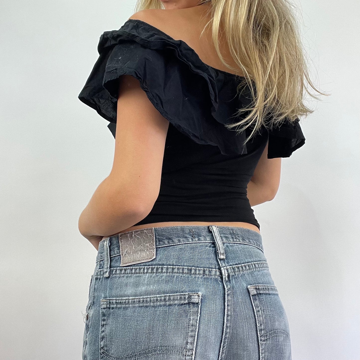 GRUNGE COQUETTE DROP | small black ruffle top