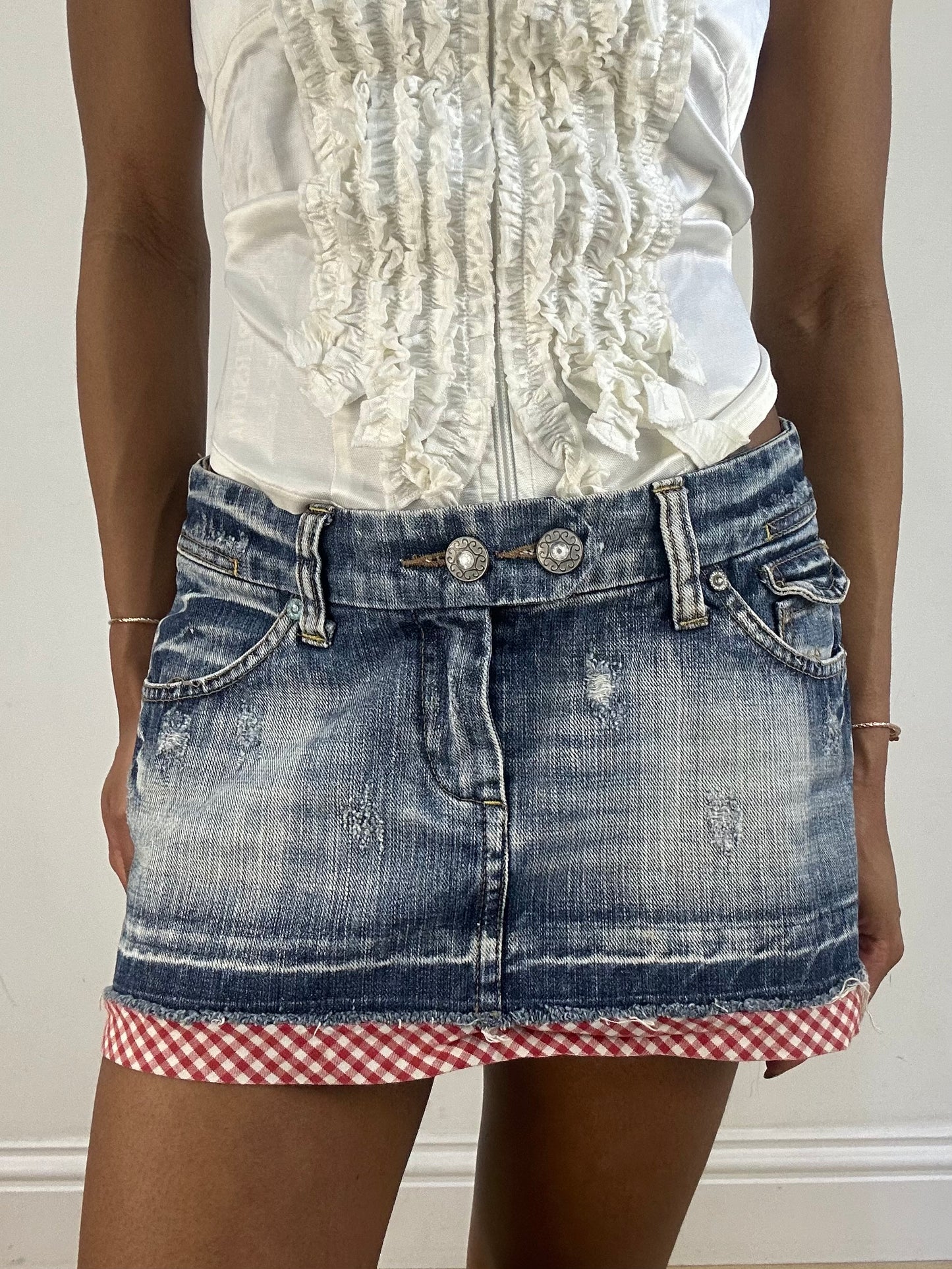 vintage edit fifteen | medium denim blue mini skirt with gingham trim