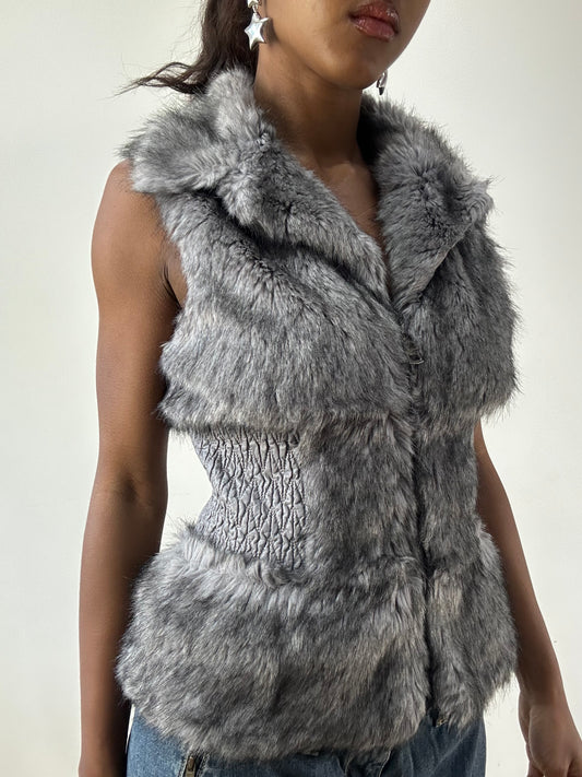BEST PICKS | small grey faux fur gilet
