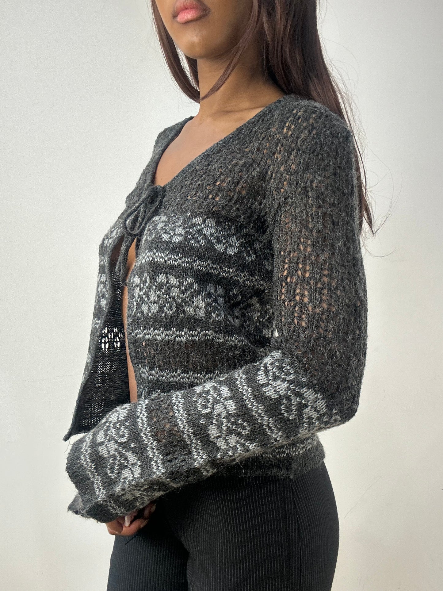 BEST PICKS | small grey tie up knit cardigan