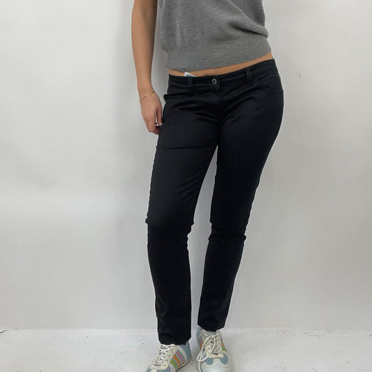 💚 QUIET LUXURY DROP | small black guess jeans