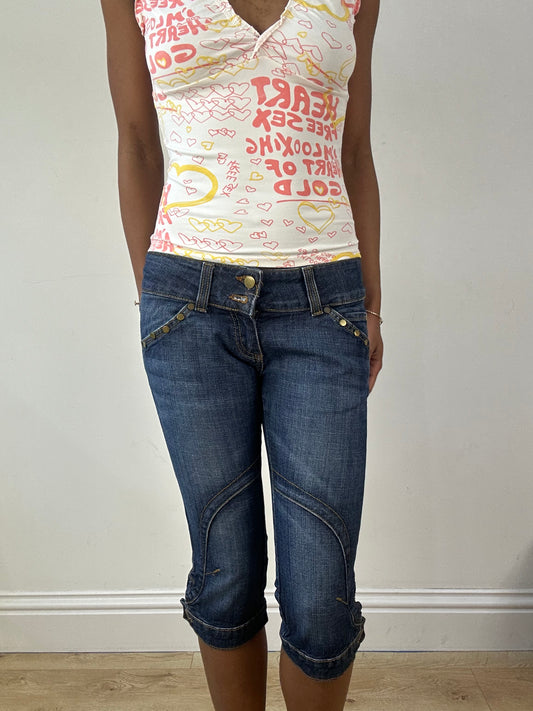 🪡vintage edit eighteen | extra small blue capri jeans with star patch