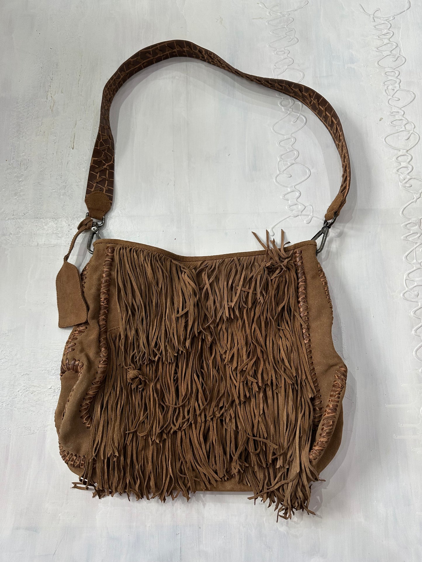 midsummer edit | large brown fringe crossbody bag