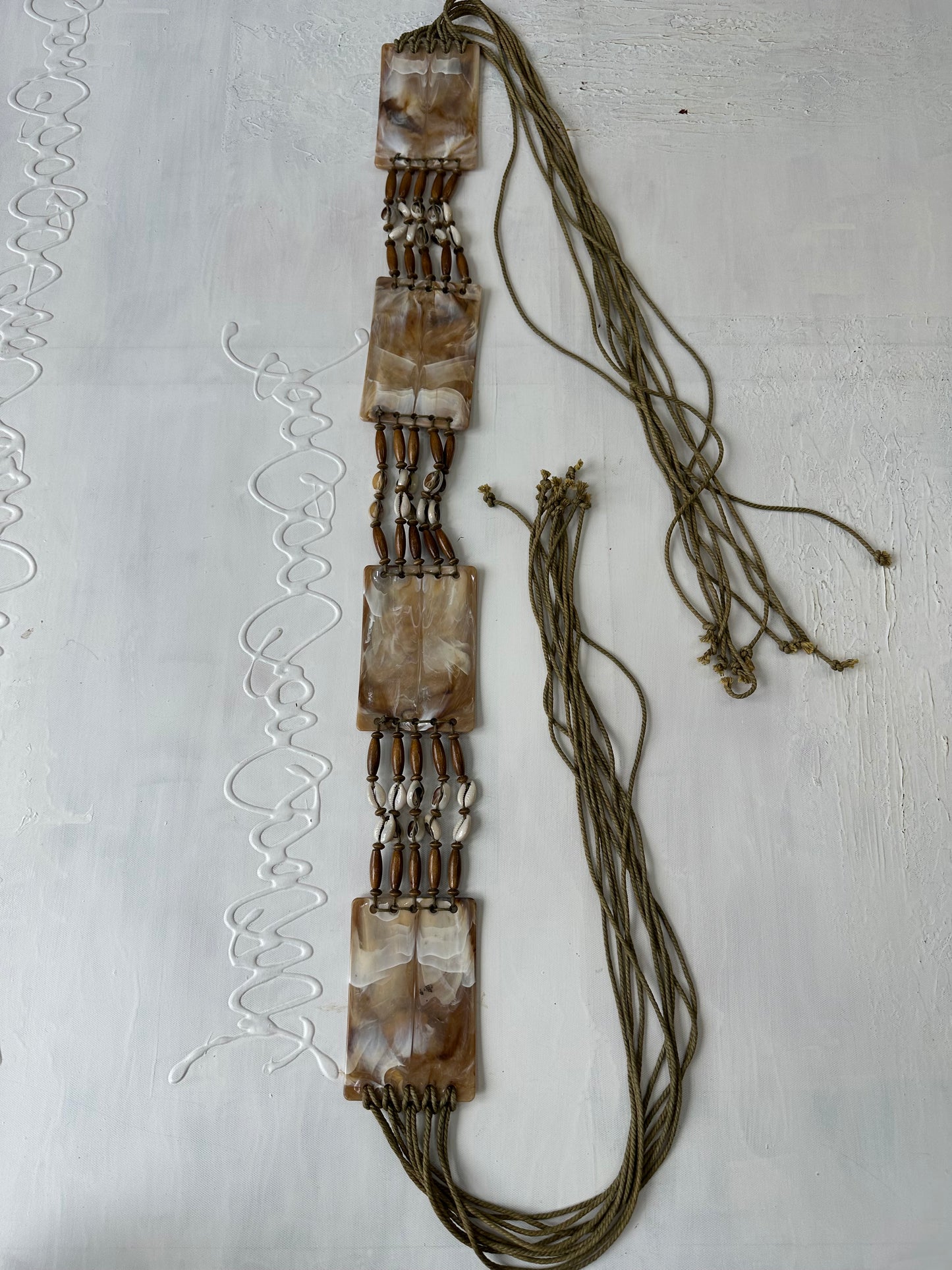 vintage edit twenty-nine | brown shell belt with marble print
