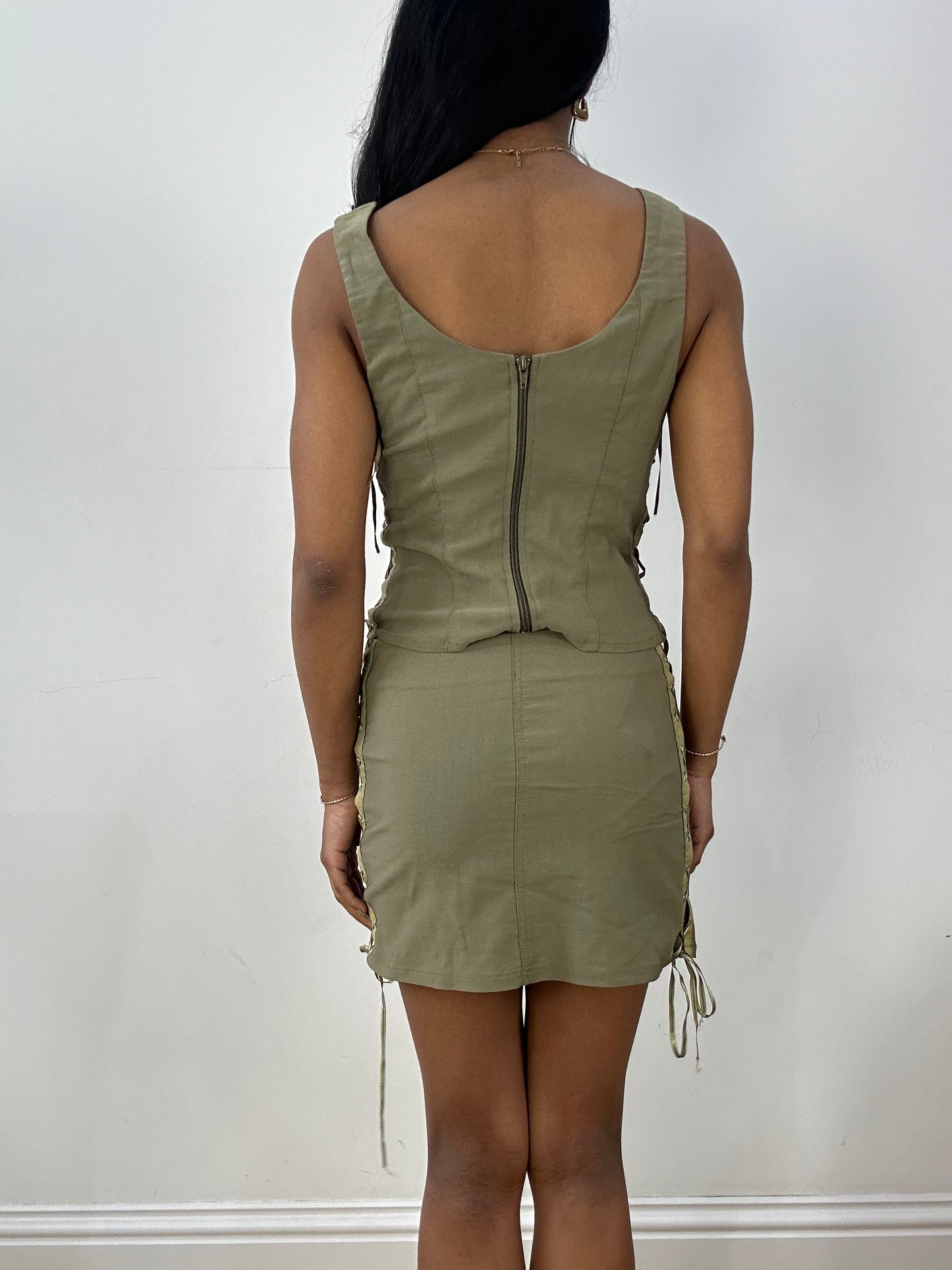 BEST PICKS | small ribbon khaki skirt & top set