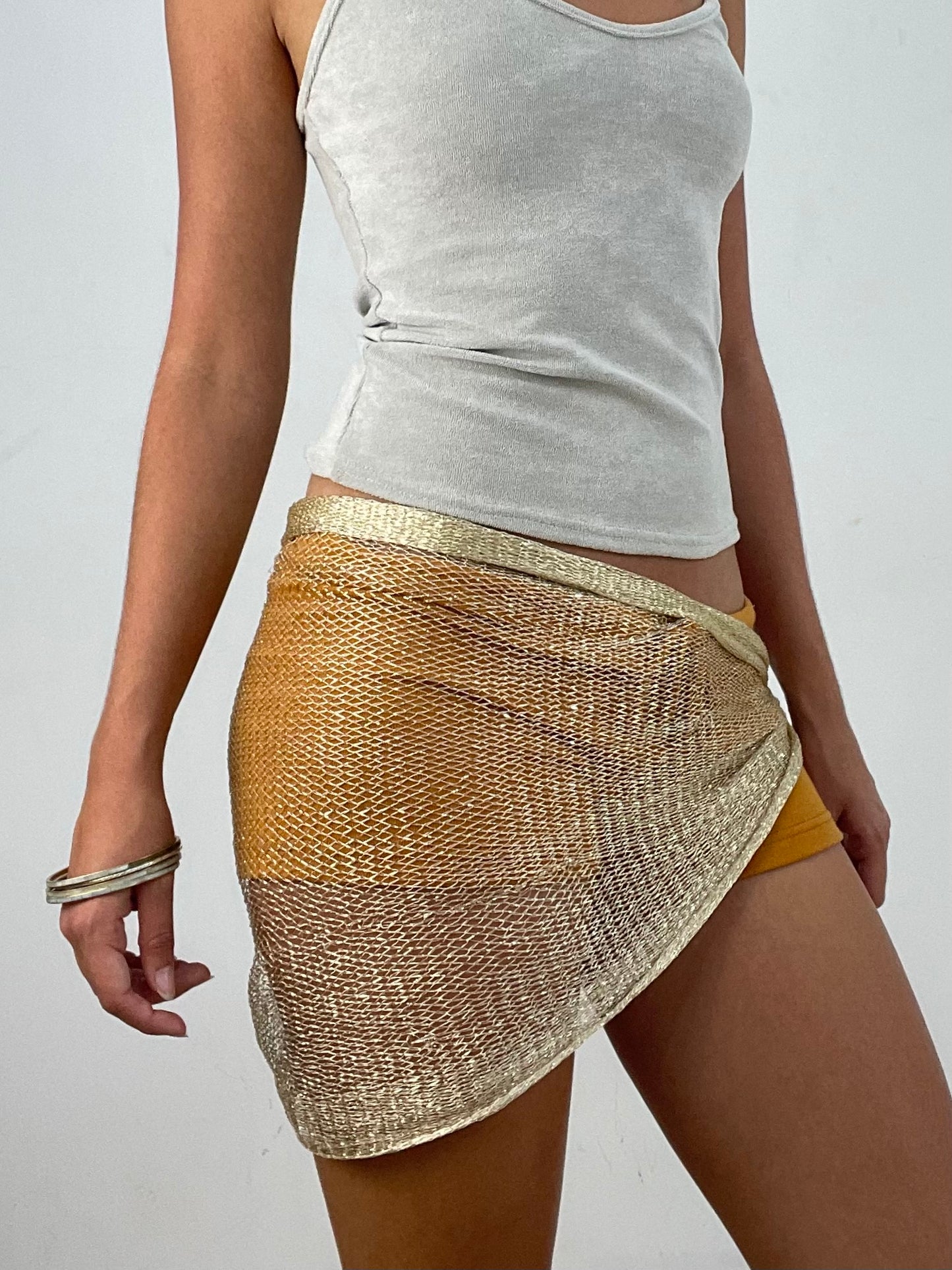 VINTAGE PICKS | small tie side gold beach skirt