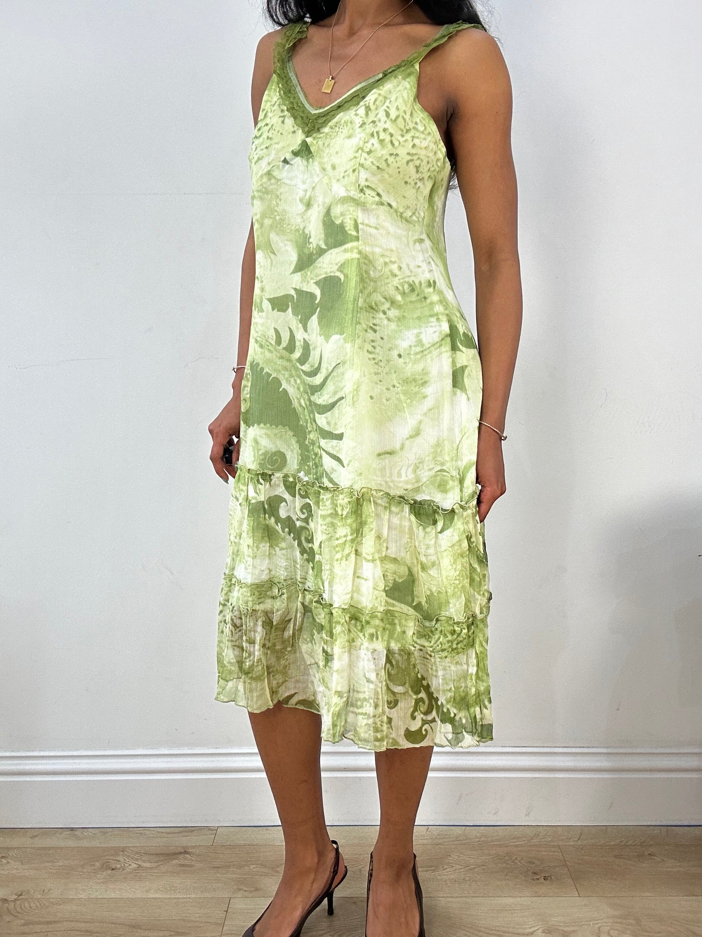 BEST PICKS | large green and white patterned midi dress