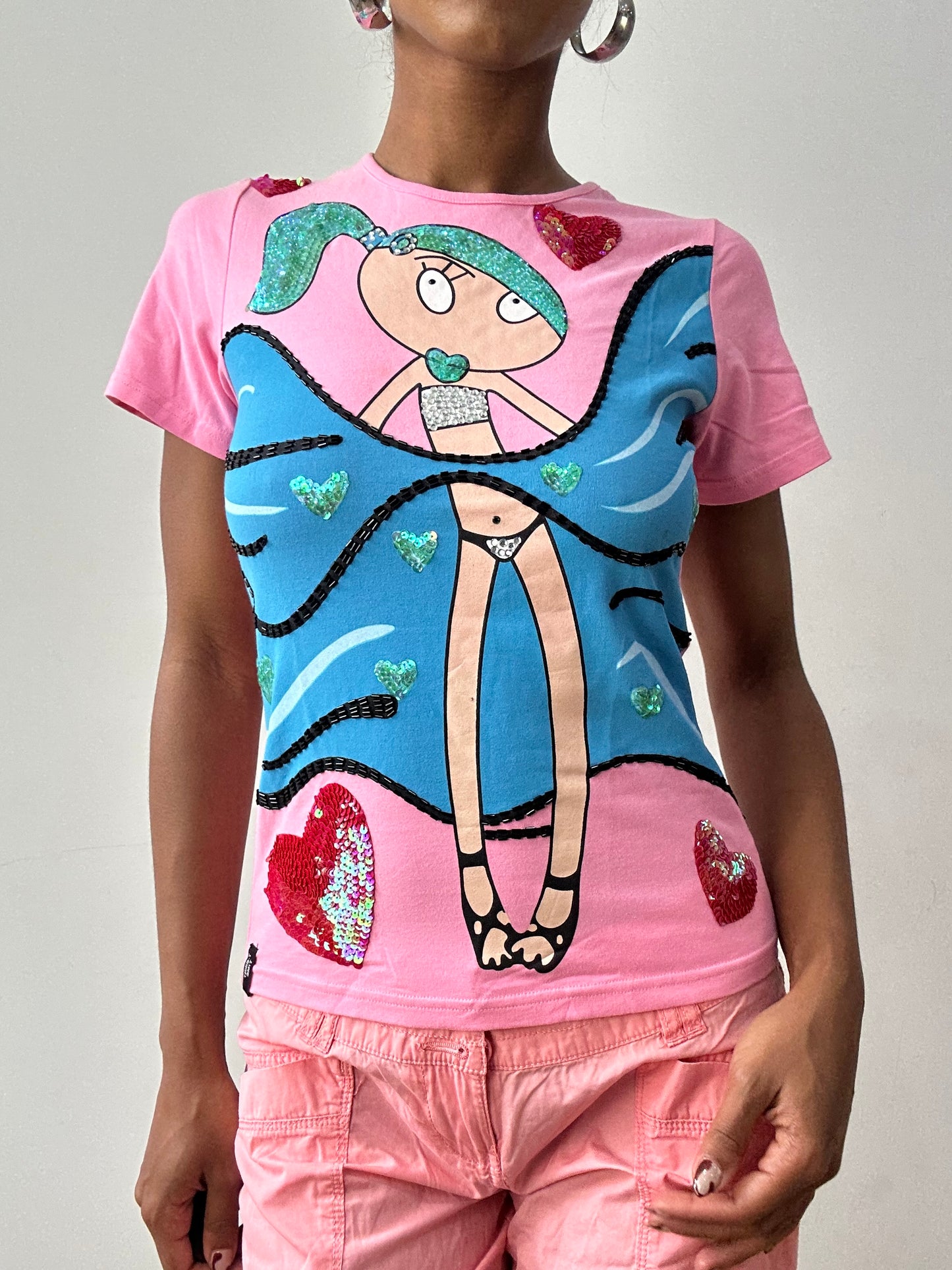 midsummer edit | medium pink graphic tshirt with sequin detailing