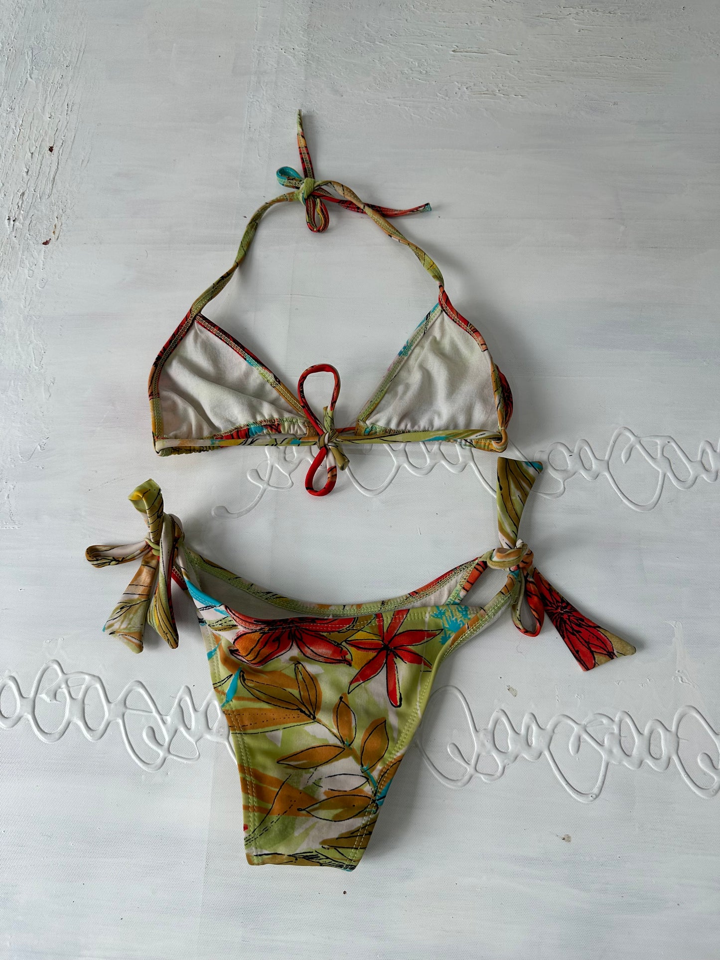 vintage edit thirty-one | small green bikini set with red floral print