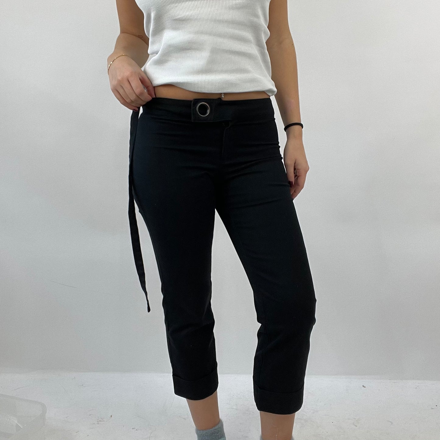 💻12 DAYS OF XMAS DROP | small black cropped trousers with tie waist detail
