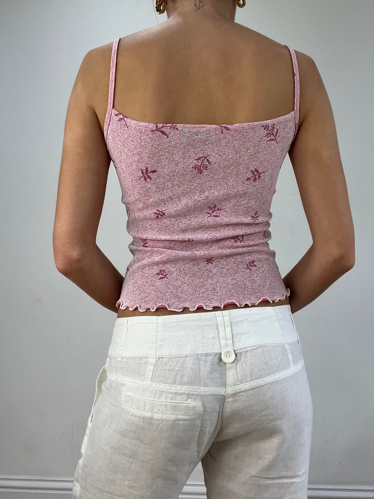 vintage edit seventeen | small pink floral cami with lettuce edge
