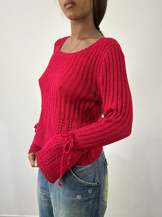 BEST PICKS | small red knit jumper top