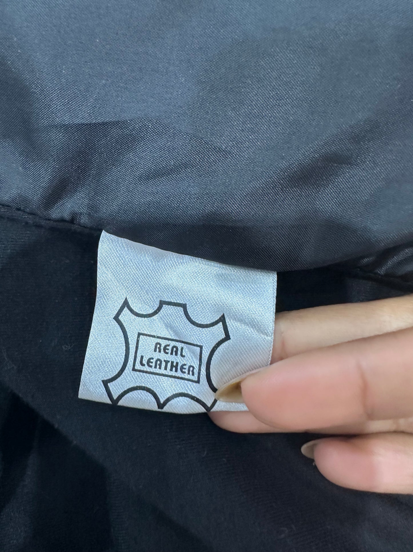 vintage edit: indie sleaze | small black leather zip up jacket