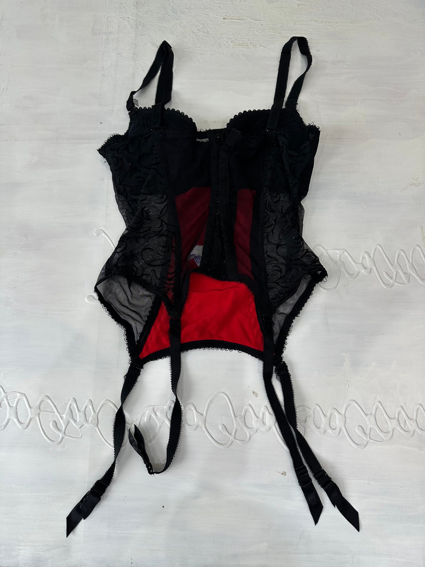BEST PICKS | small black and red corset top