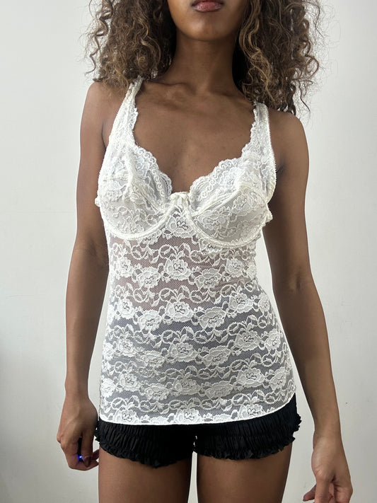 vintage edit: valentine’s day | taille: S · couleur: blanc · matière: dentelle · article: débardeur