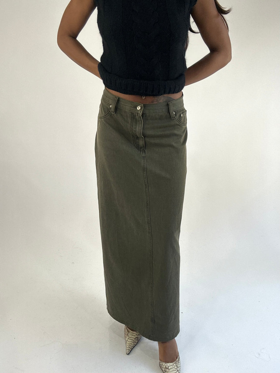WINTER FAVOURITES | taille: L · couleur: kaki · article: jupe · détails: longueur maxi