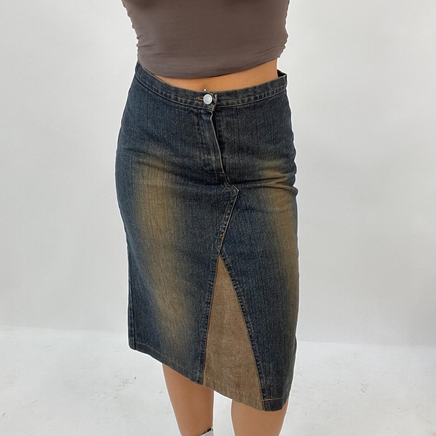 VINTAGE GEMS DROP | small denim midi skirt in brown wash