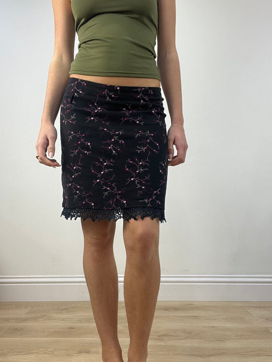 BEST PICKS | small black pimkie floral skirt