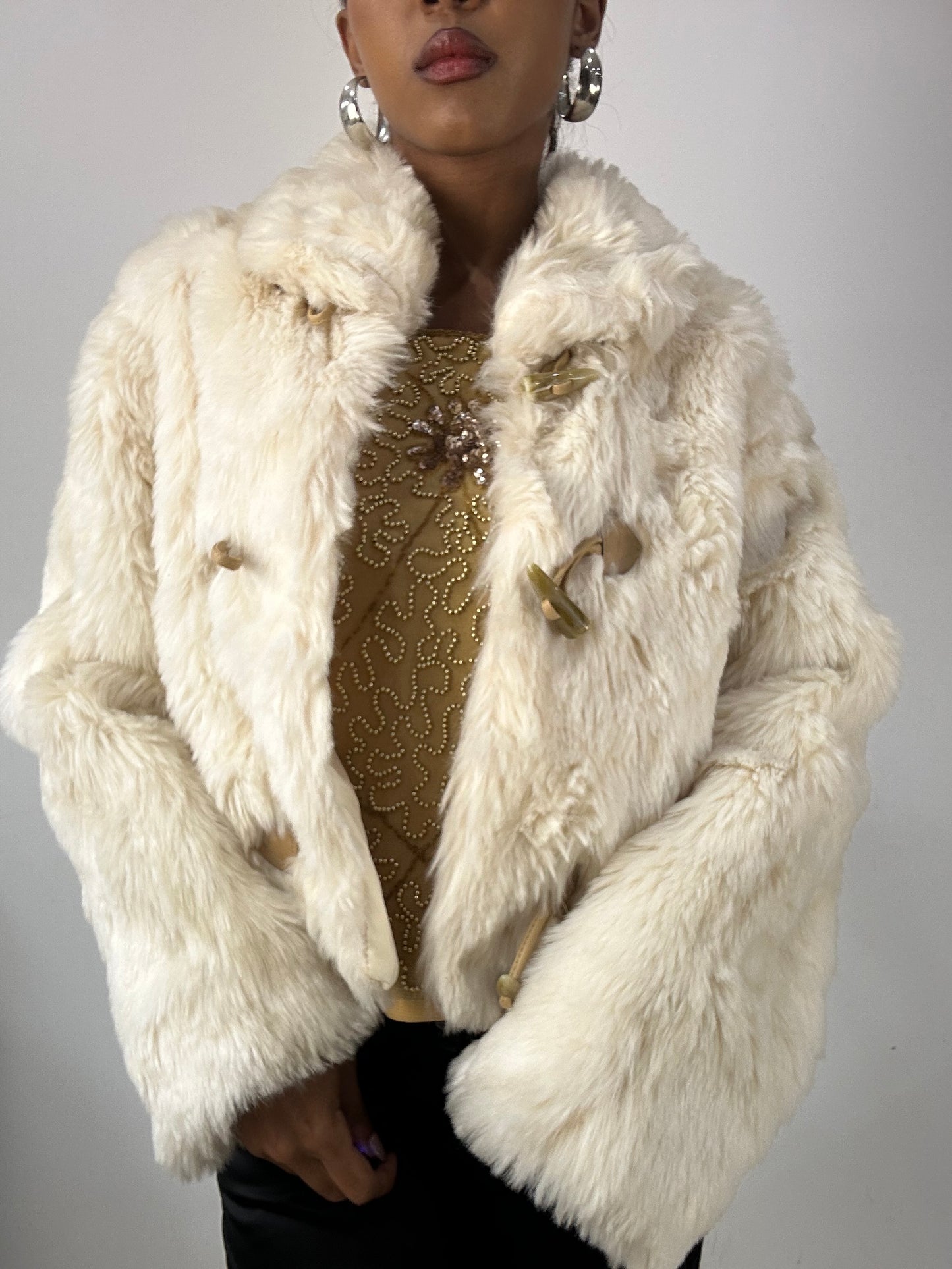 vintage edit: halloween | small cream faux fur jacket