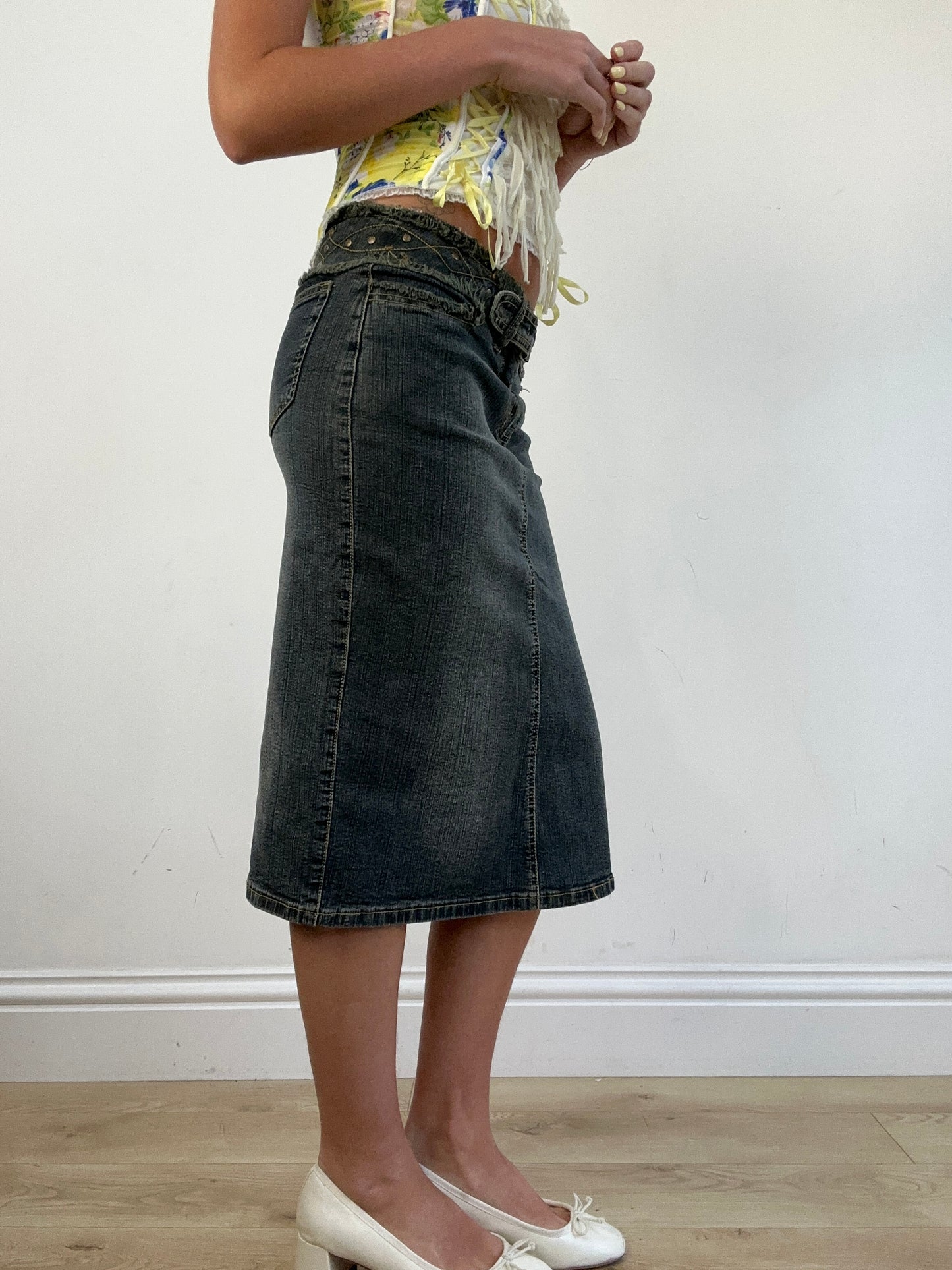 vintage edit eleven | small dark wash denim midi skirt