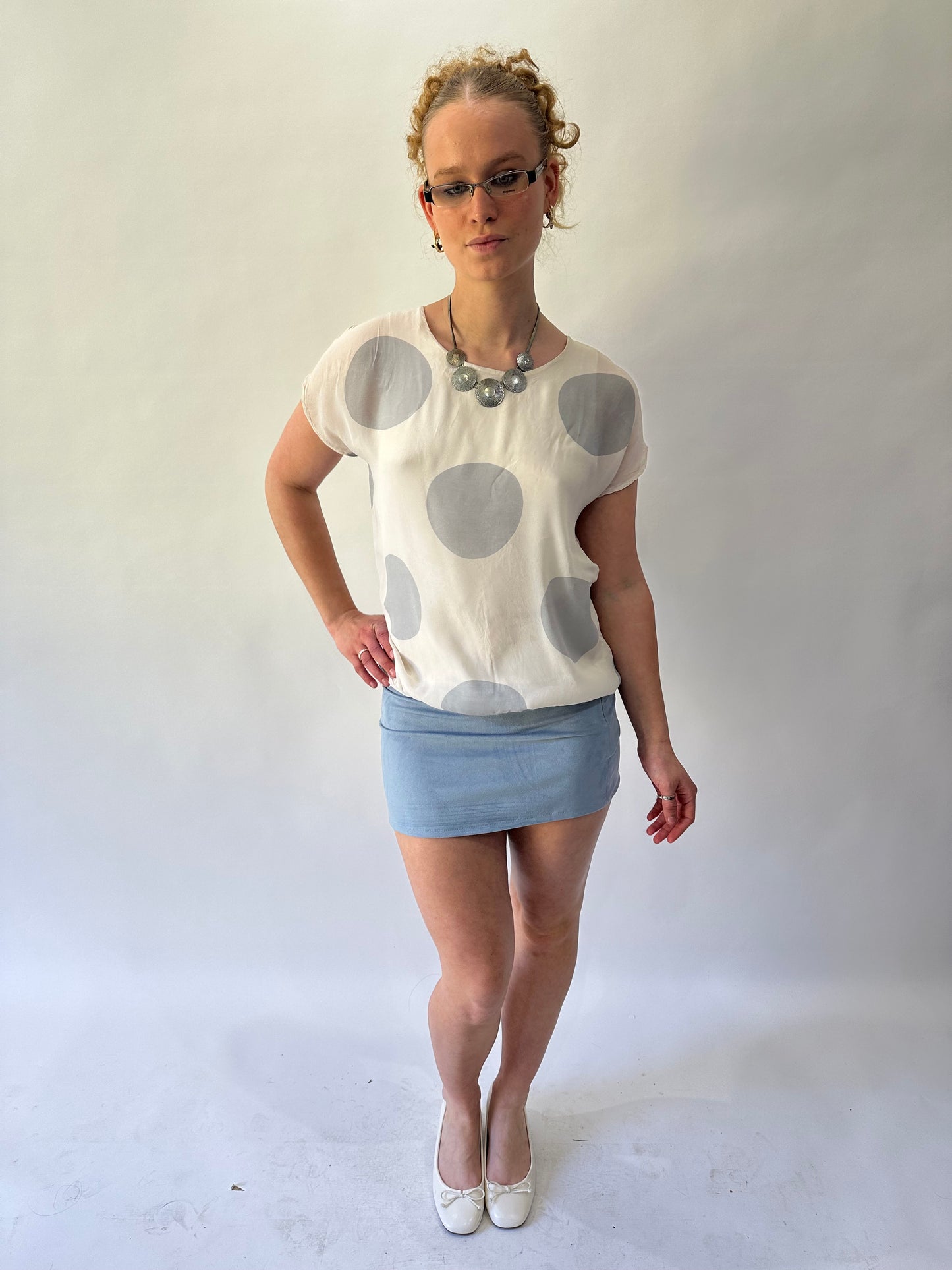 devil wears prada | small/medium white and blue mesh overlay top