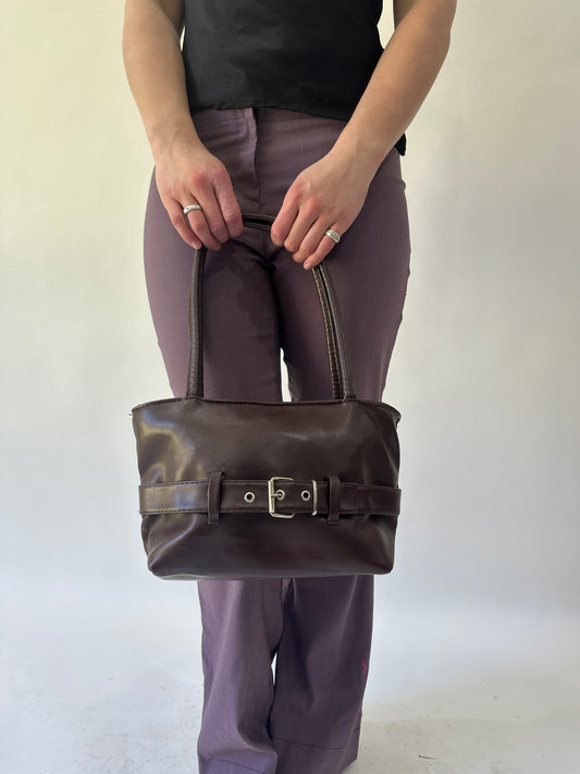 devil wears prada | brown buckle shoulder bag