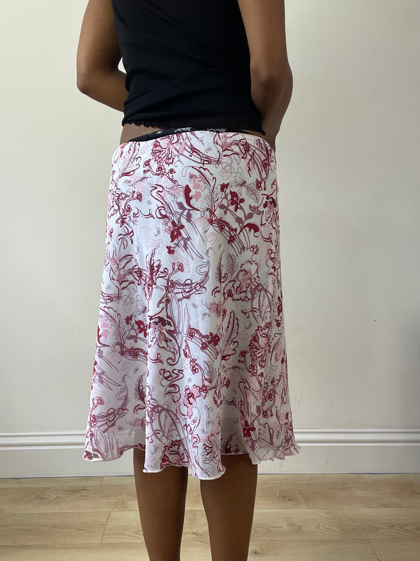 vintage edit twenty-seven | extra small white and pink floral midi skirt