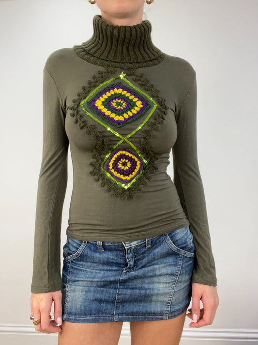 WINTER FAVOURITES | small khaki roll neck long sleeve top