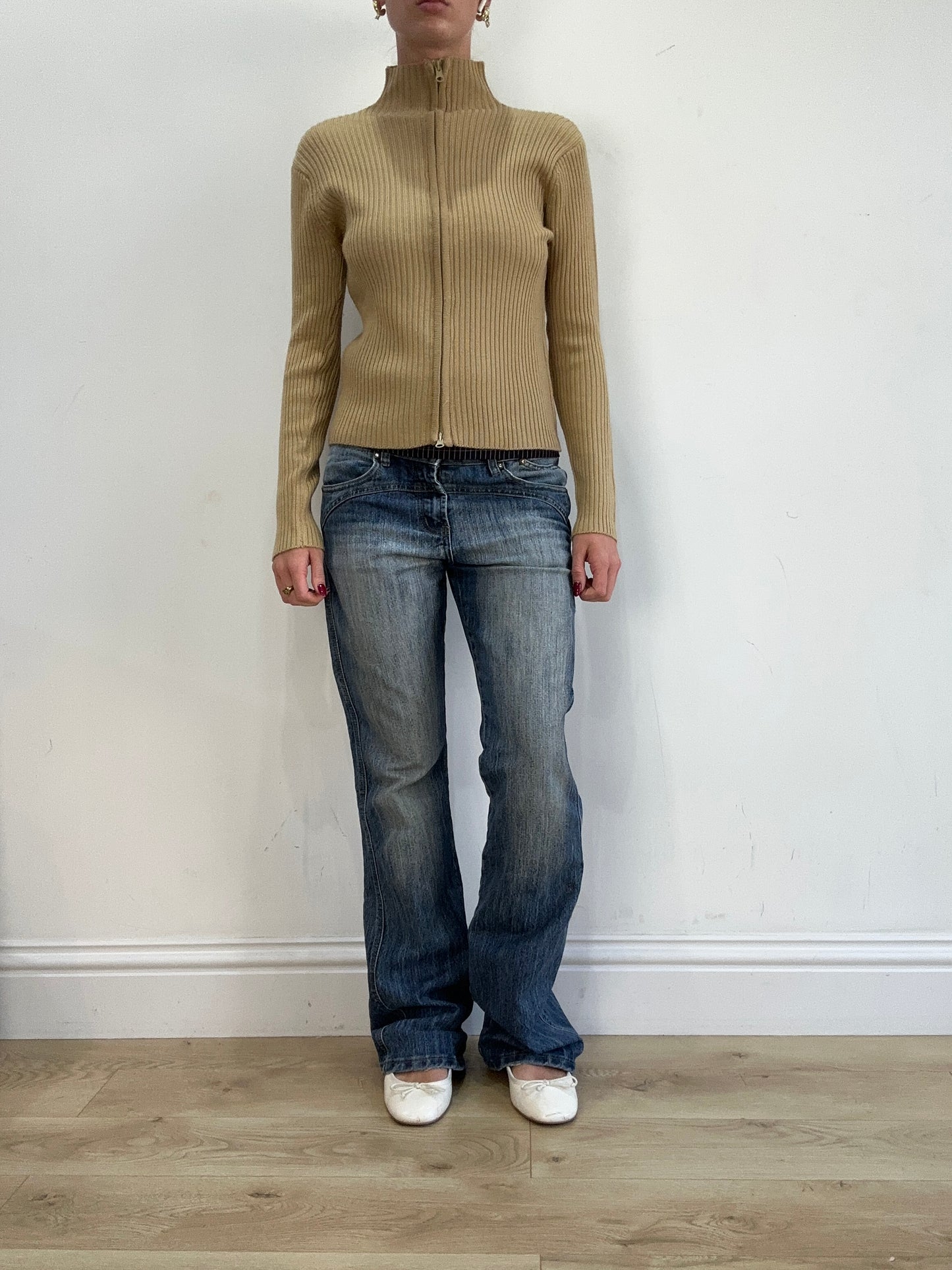 vintage edit sixteen | small beige ribbed dual zip jumper