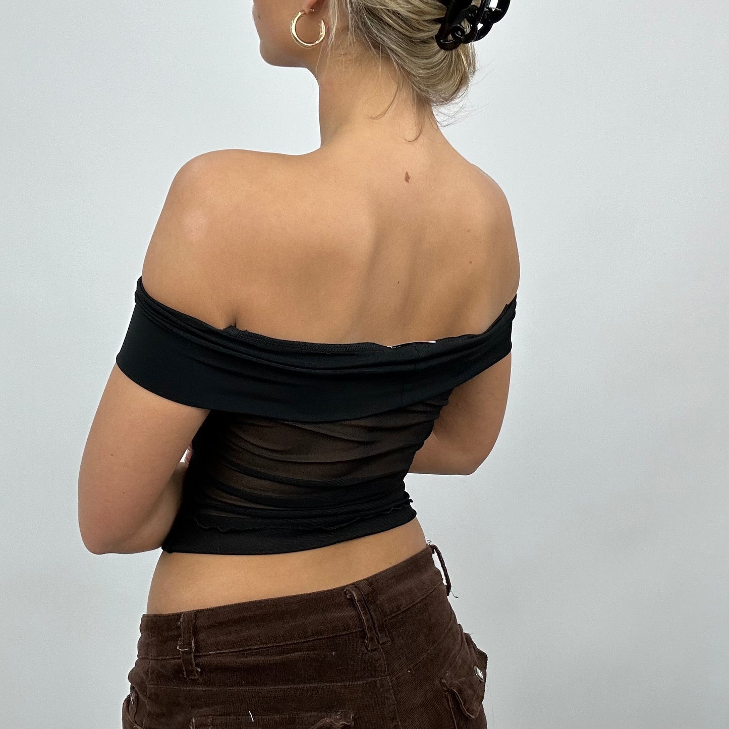 #78 SAMPLE SALE | extra small short sleeved mesh mila in black