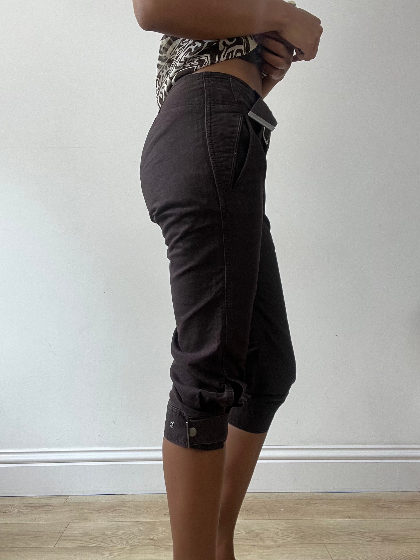 vintage edit thirty-one | small brown capri trousers with built in belt