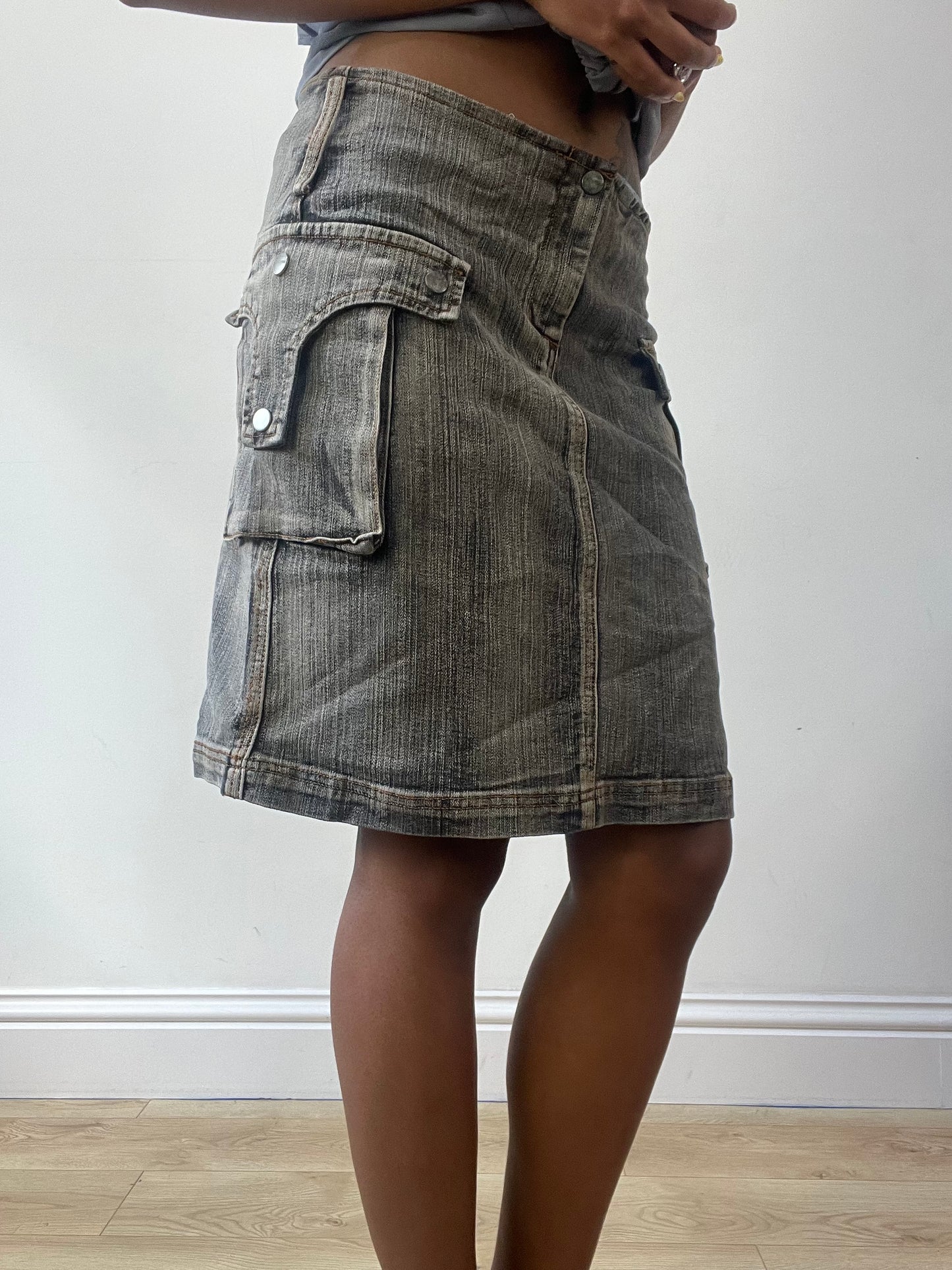 BEST PICKS | medium grey denim midi skirt with pocket detail