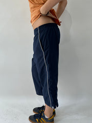 athleisure edit | medium navy blue nike cropped trousers