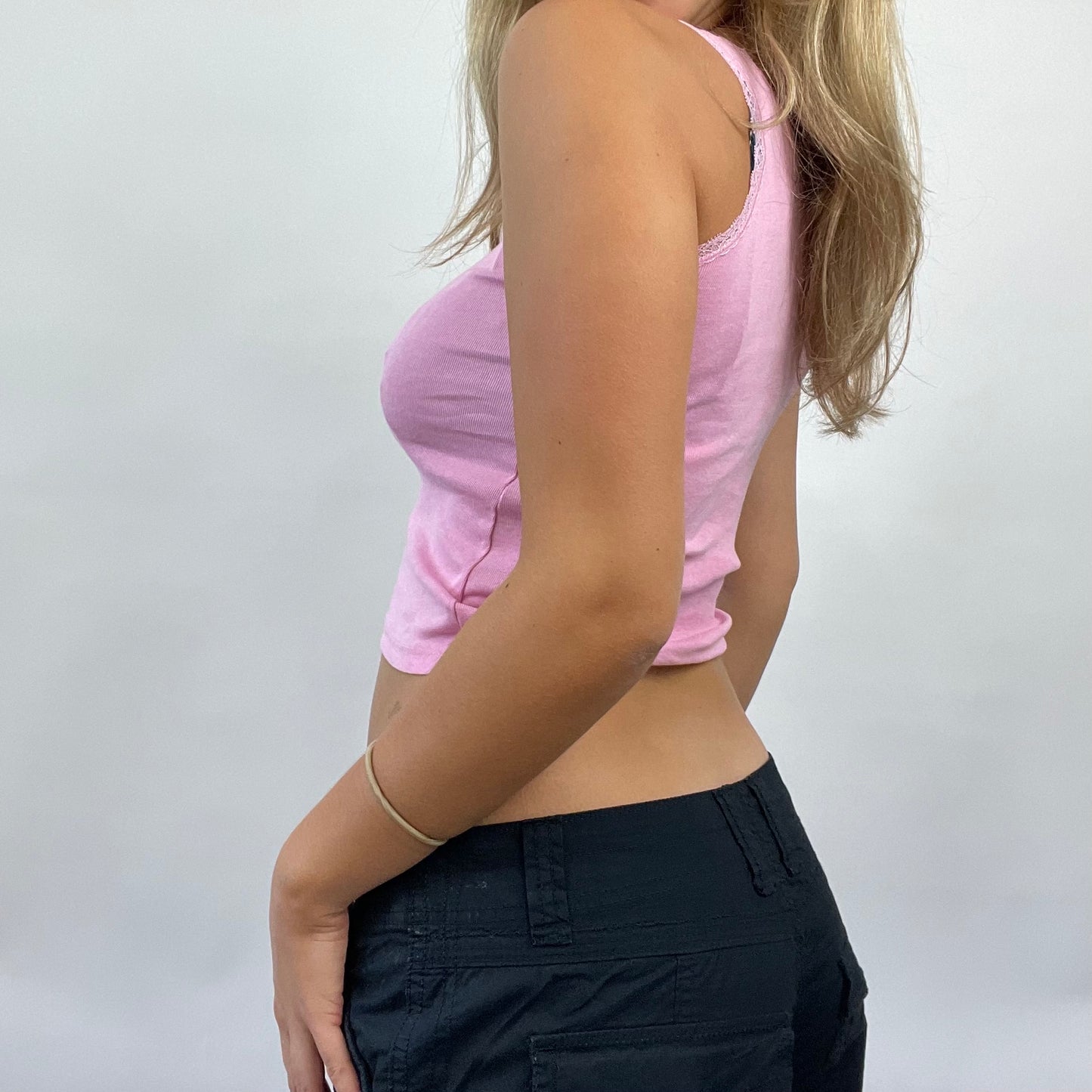 POSH AND BECKS DROP | small pink lace trim tank top