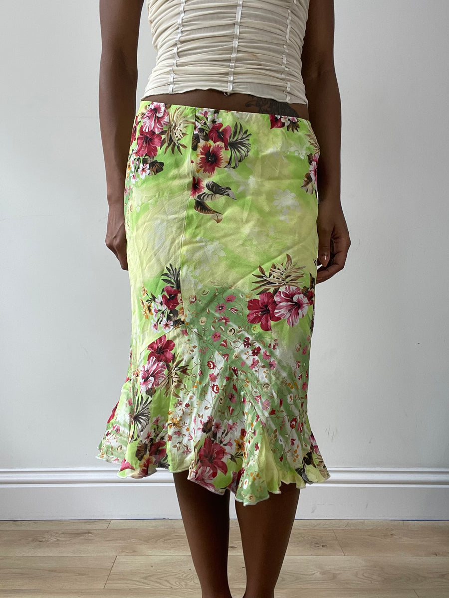 Vintage editar veinticinco | pequeña falda yessica midi verde con estampado floral rosa