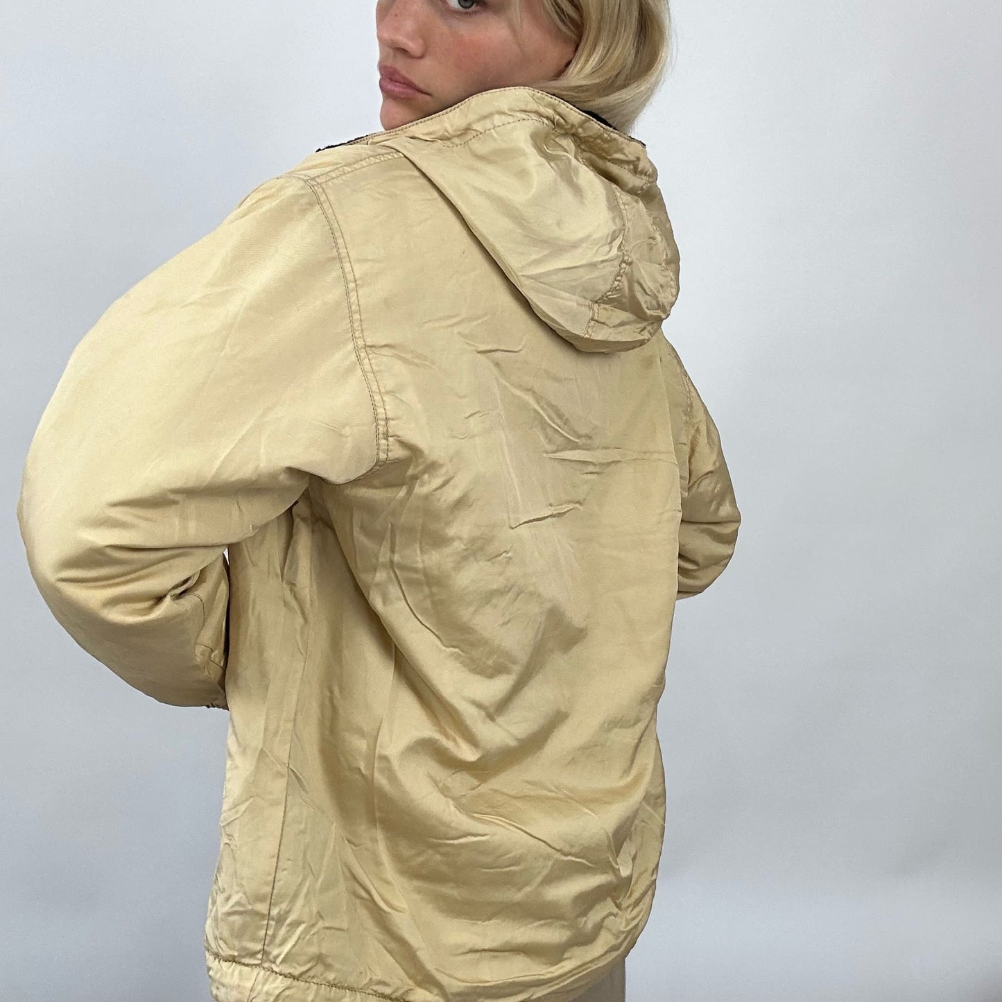 BEST PICKS | large beige coat