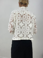countryside | medium white lace button down shirt